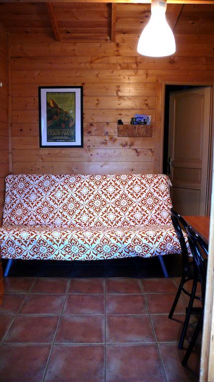 Camping Ain Jaca Cameră foto
